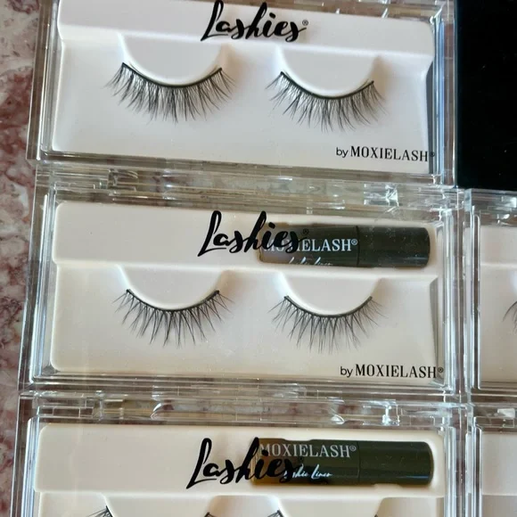 Kiss Press-On and Lashies Brand Lashes Lot - Black - Picture 2 of 12